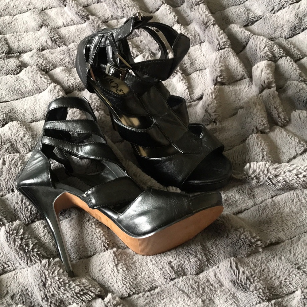 High heel shoes